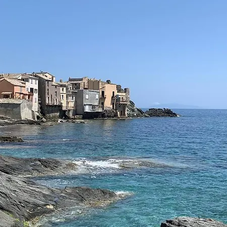 Les Roses - Au Coeur D'erbalunga * Erbalunga (Corsica)